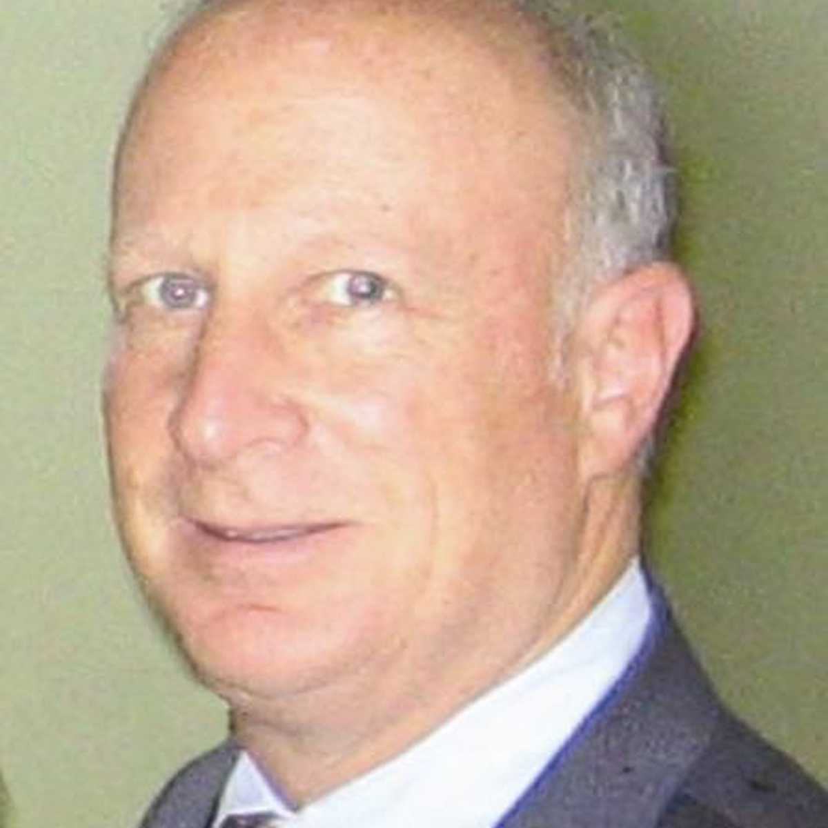 Mediator Michael Pollack